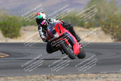 media/Nov-05-2022-SoCal Trackdays (Sat) [[f8d9b725ab]]/Turn 5 (940am)/